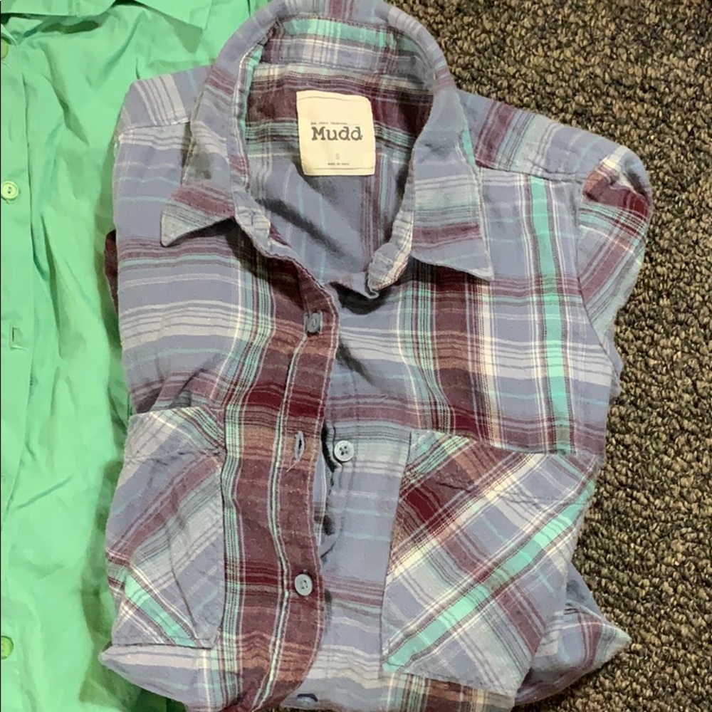 Button down bundle. - Picture 3 of 6